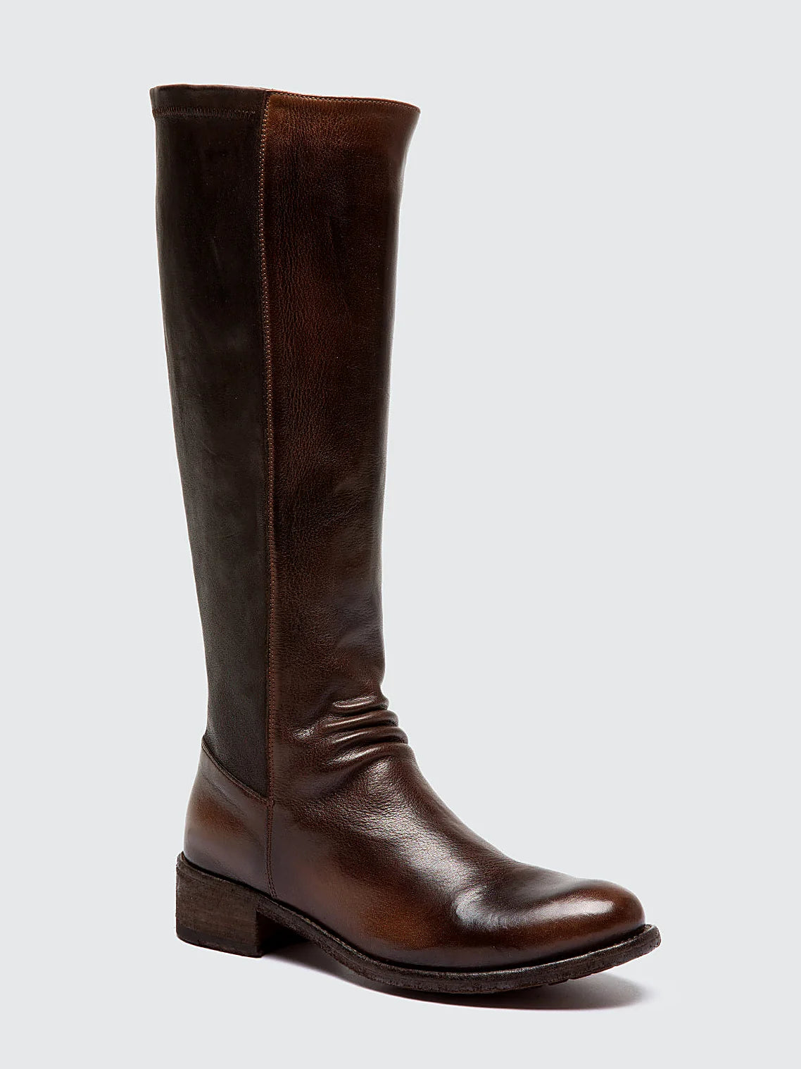 Brown stretch back close view of the fastening