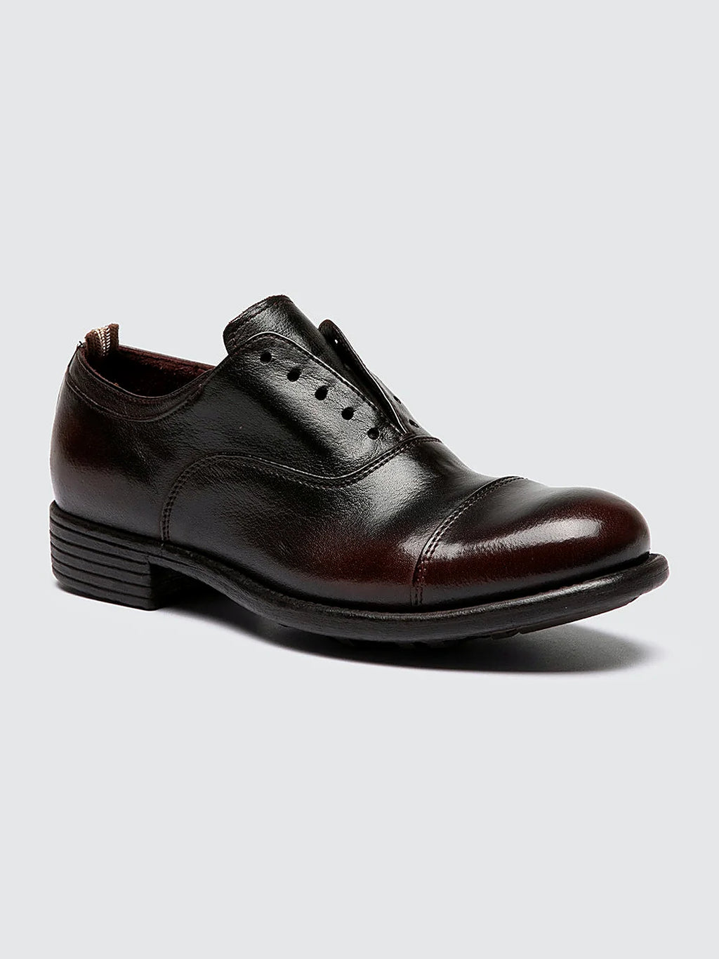 Brown oxford shoes viewed from above showing the opening