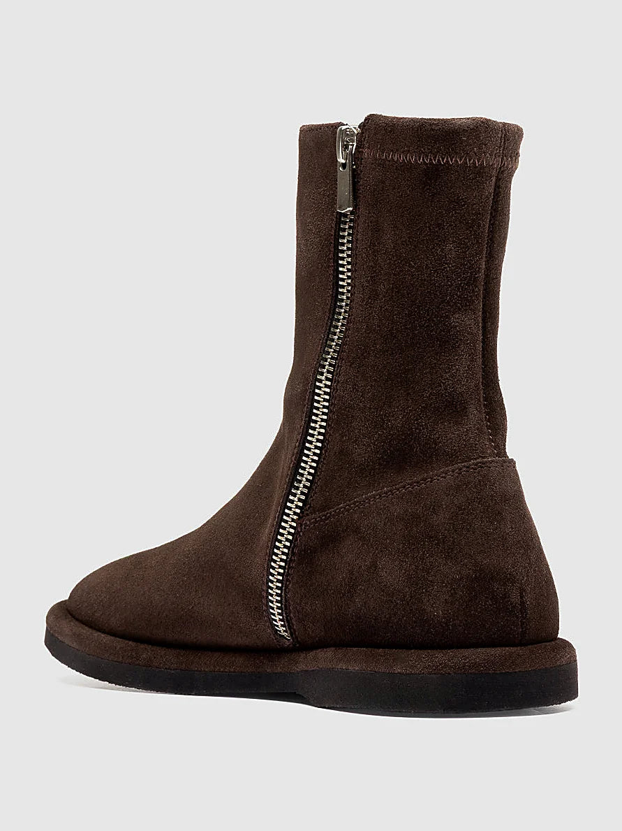 Brown stretch fit close view of the heel and sole edge