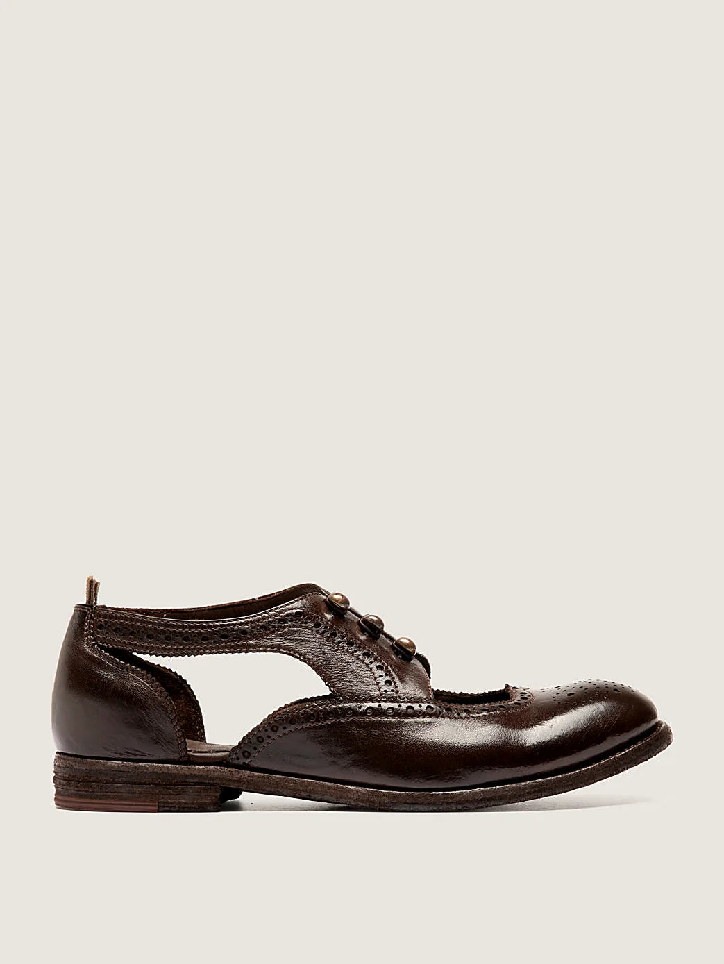 Brown derby shoes viewed from above showing the opening