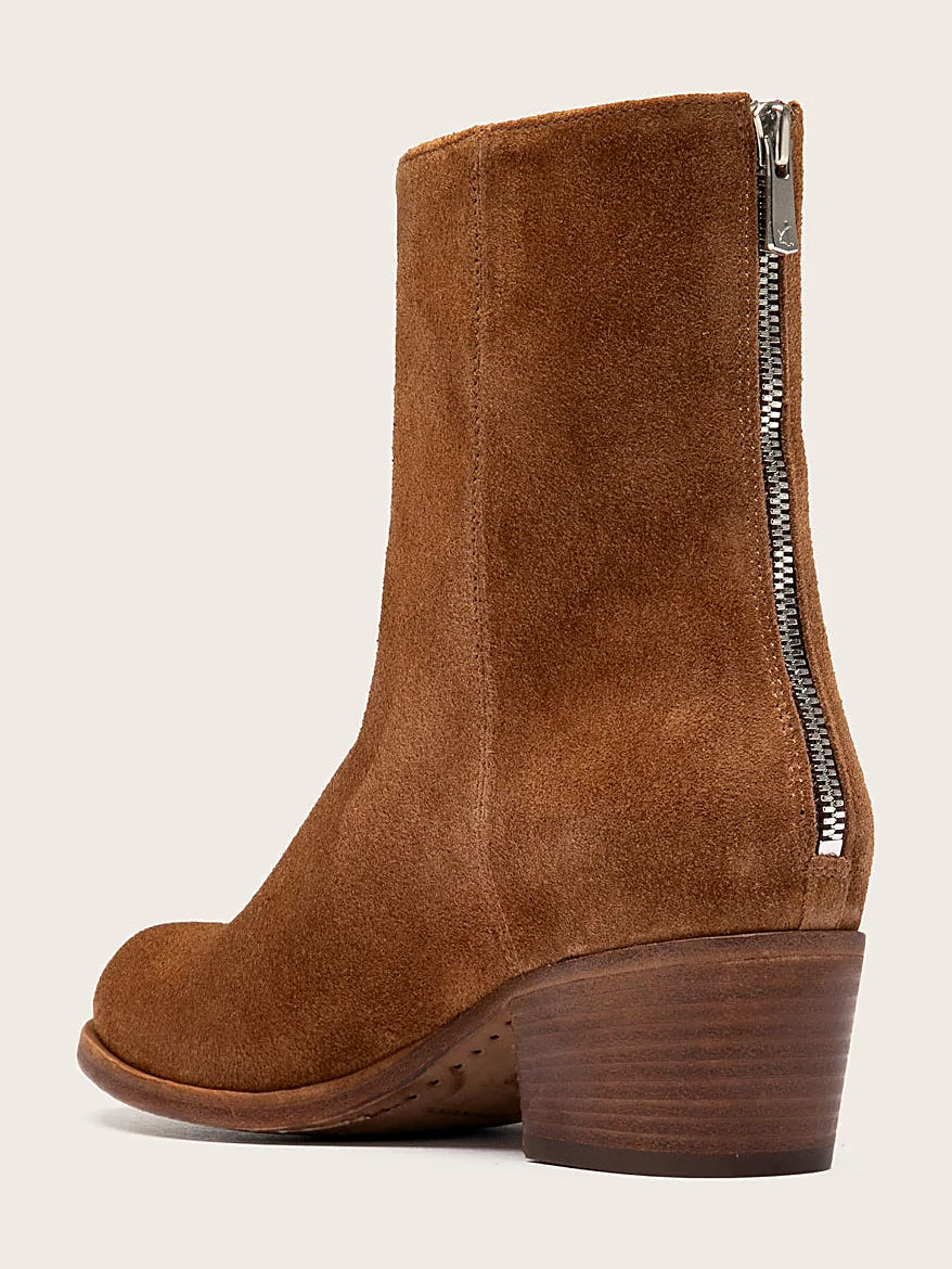 Brown brown suede detail of the stitching and upper